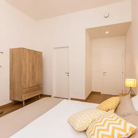 All'ombra Del Grattacielo By Wonderful Italy Apartman *