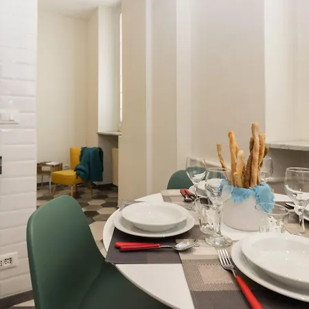 All'ombra Del Grattacielo By Wonderful Italy Apartmán *