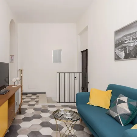 All'ombra Del Grattacielo By Wonderful Italy Apartmán