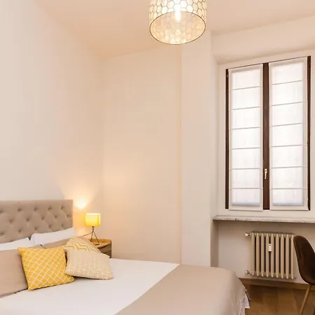 All'ombra Del Grattacielo By Wonderful Italy