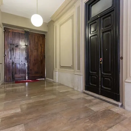 Apartamento All'ombra Del Grattacielo By Wonderful Italy