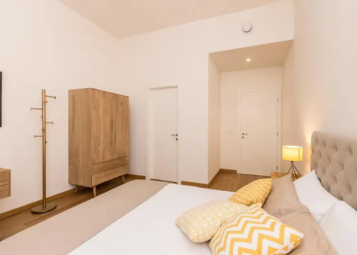 All'ombra Del Grattacielo By Wonderful Italy Apartment *